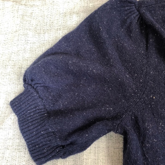 Knit tunic with pockets and small puff sleeve - Picture 7 of 9